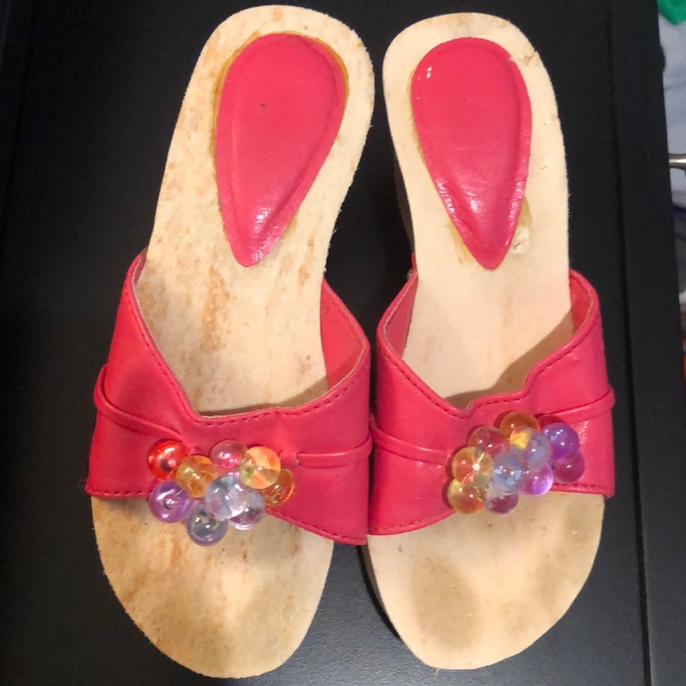 Pink wedges